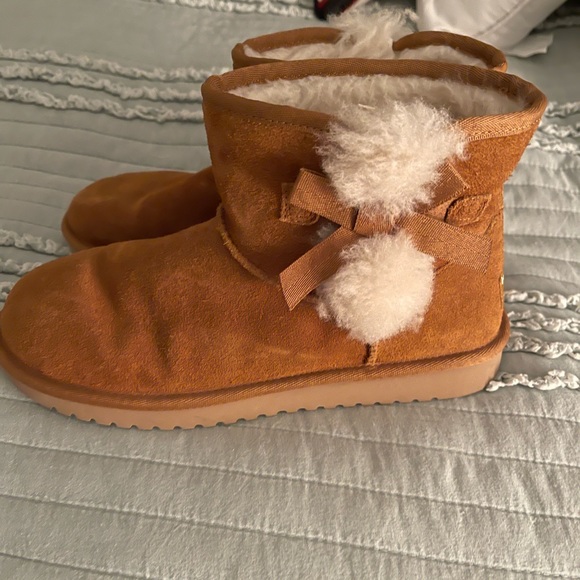 Kookaburra boots! Size 8! Barely worn! - Picture 1 of 4